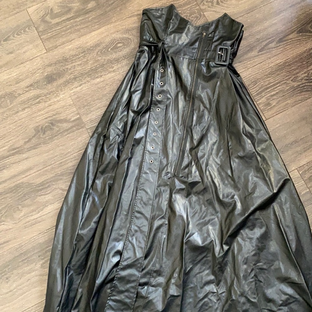 Black pin up skirt